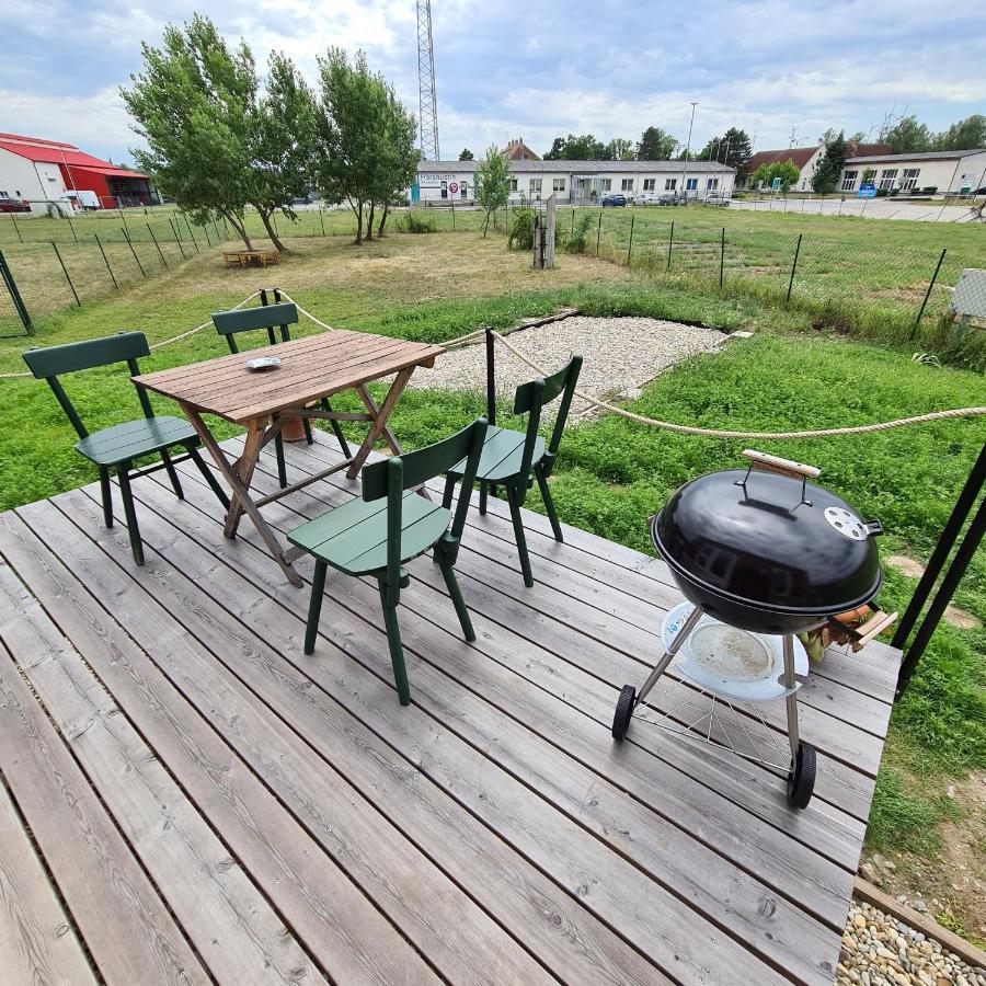 Tiny House Villa Neusiedl an der Zaya Eksteriør billede